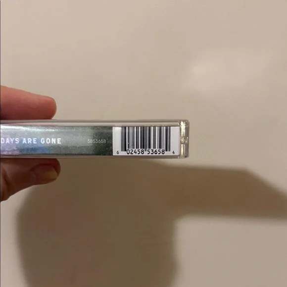 HAIM 'Days Are Gone' Cassette Tape new (sealed) - Picture 5 of 5